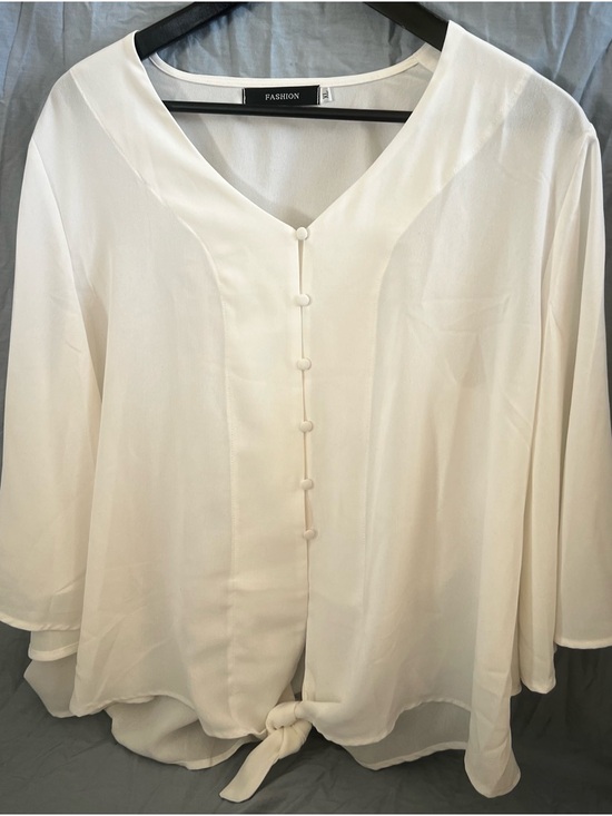 Tops - Ivory Tie-Hem Button-Front Blouse
